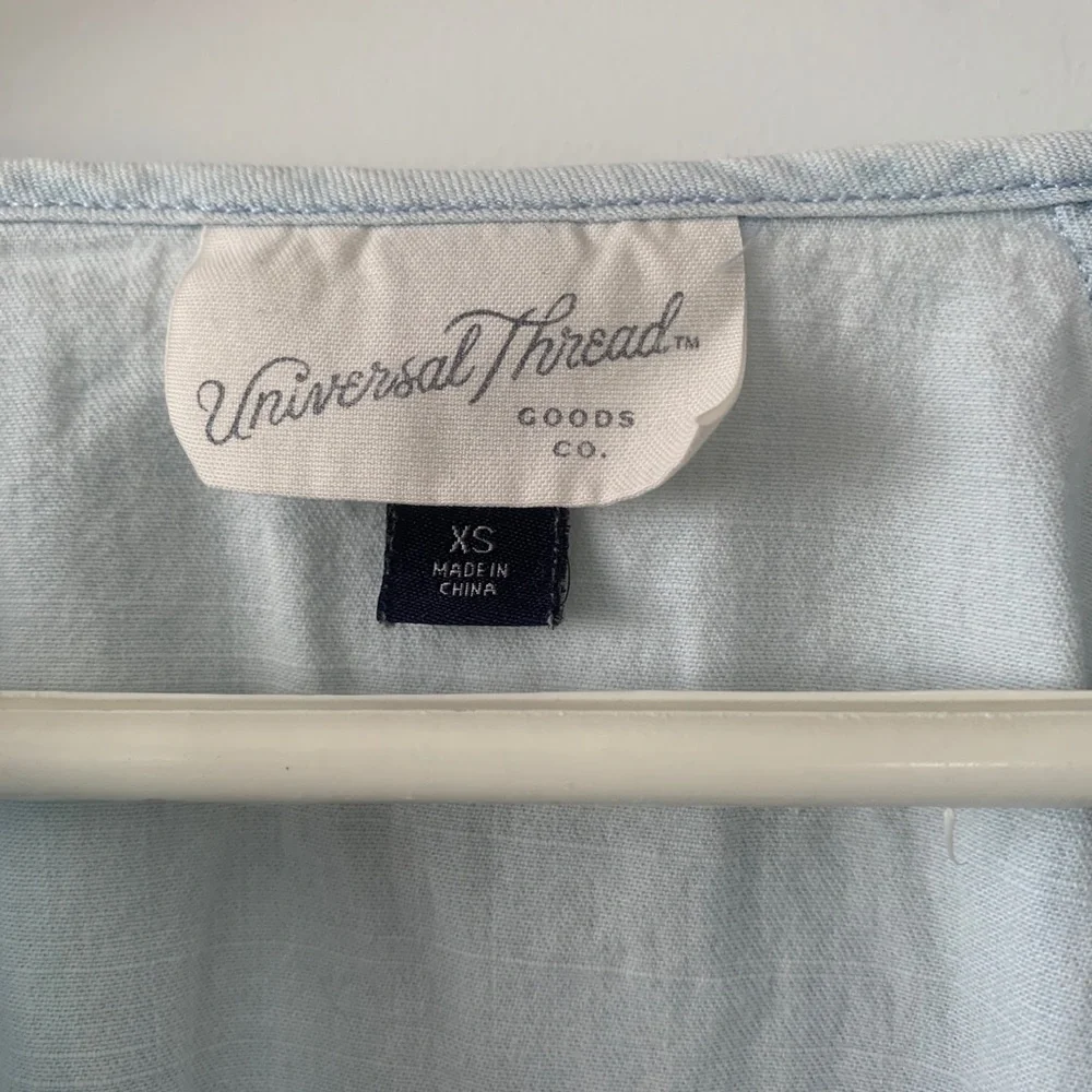 Universal Thread Blouse - Picture 3 of 4